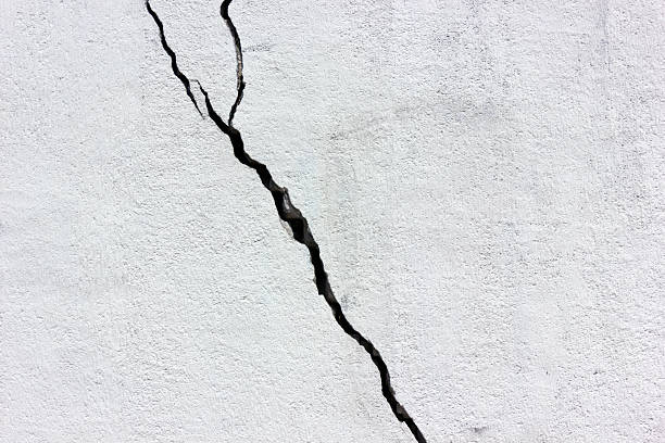 ترک خوردن گچ ساختمانی